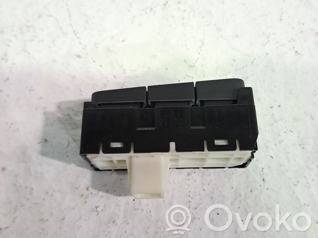 Toyota Yaris Boutons / interrupteurs volant