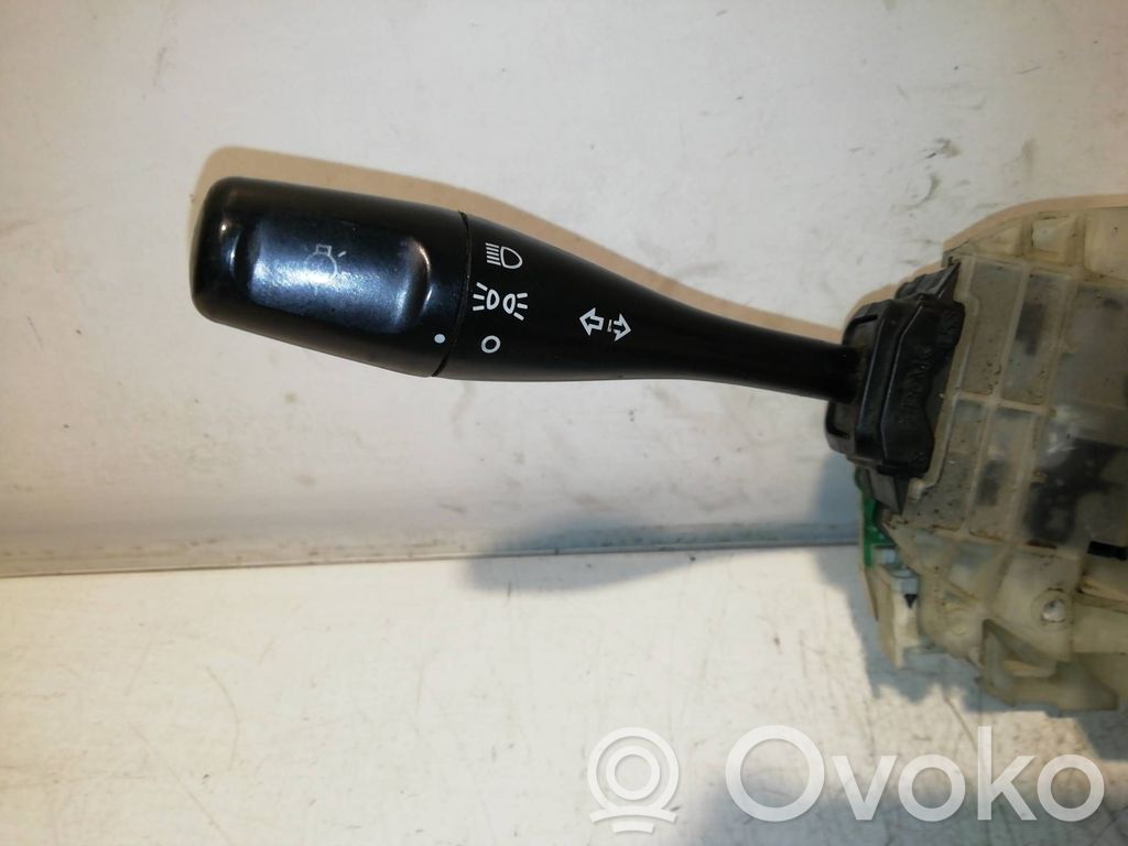 Mitsubishi Montero Interrupteur d’éclairage 