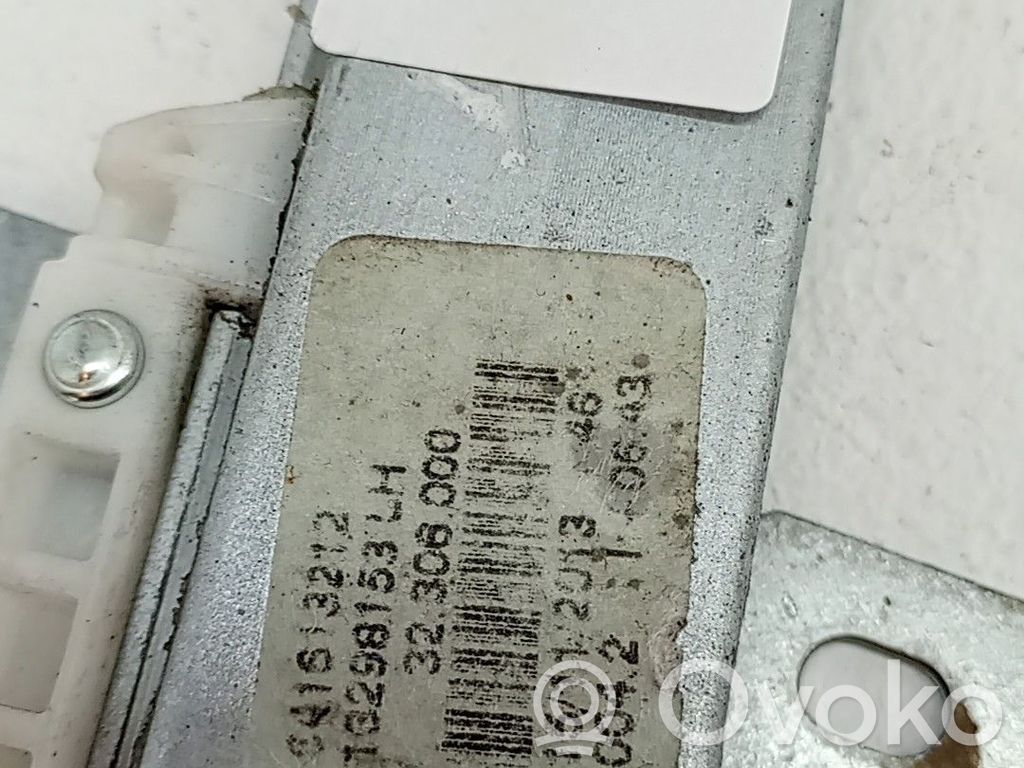 Regulador de ventanilla eléctrico de puerta delantera   13188490