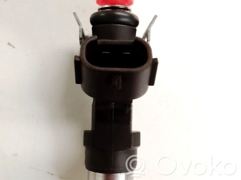 Peugeot 407 Inyector de combustible 