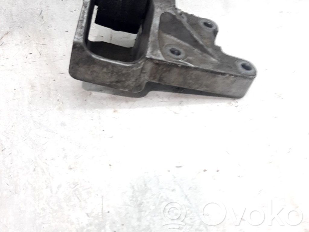 Variklio pagalvė   9677163980