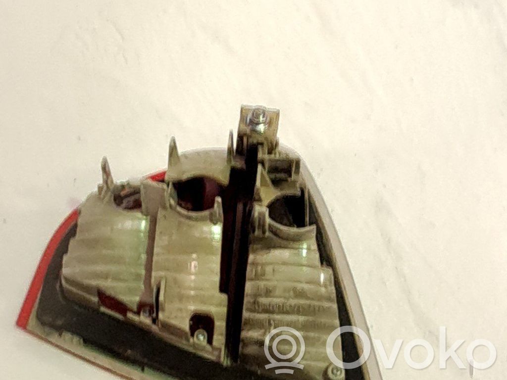 Nebelschlussleuchte   63216937459