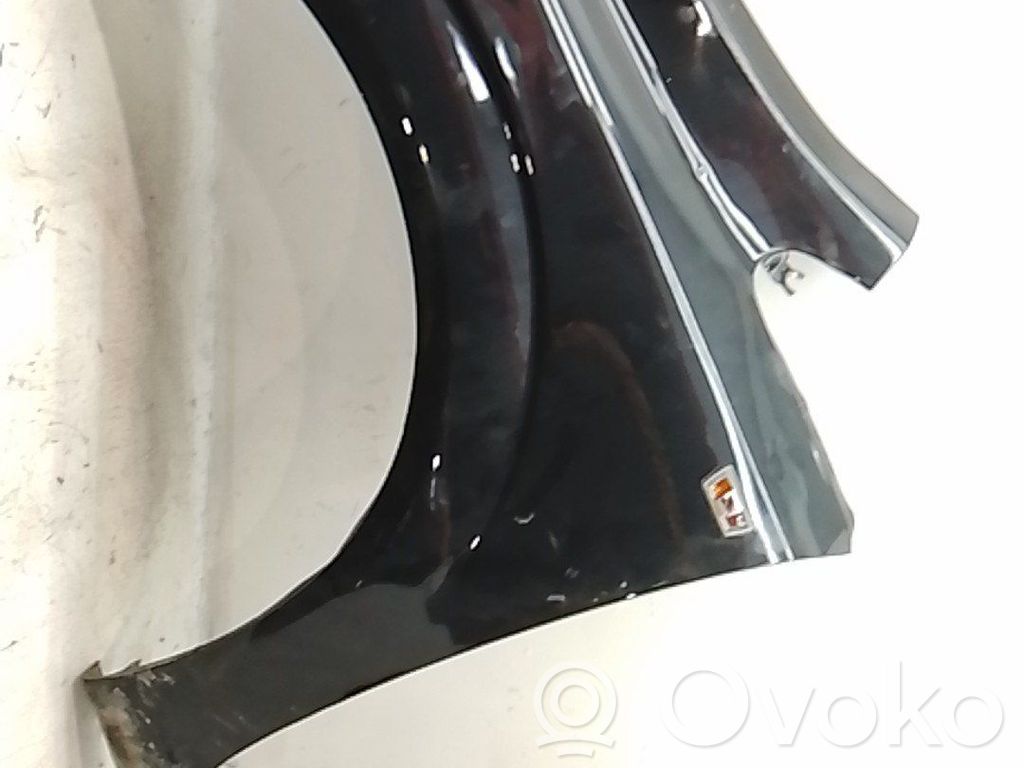 Opel Zafira B Arche d'aile avant