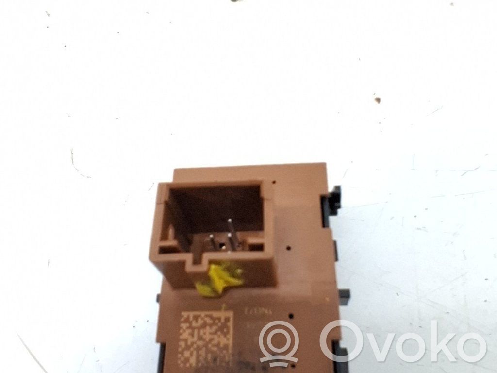 Interruptor del elevalunas eléctrico   98177785DX