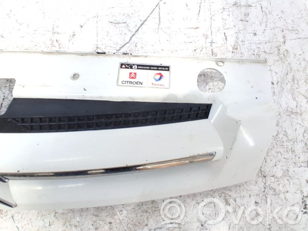 Atrapa chłodnicy / Grill   7804N2
