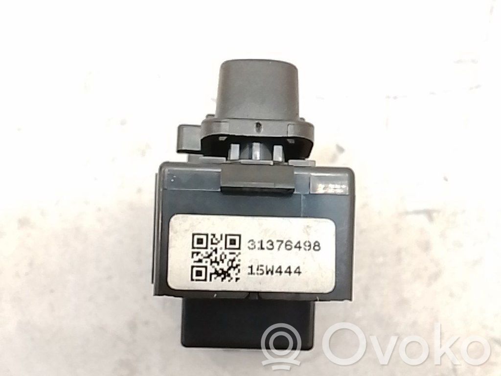 Volvo V40 Butoane/comutatoare pe volan 