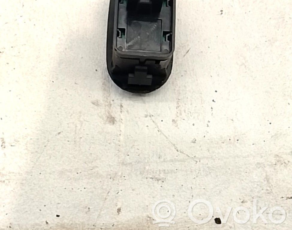 Interruptor del elevalunas eléctrico   6554L7