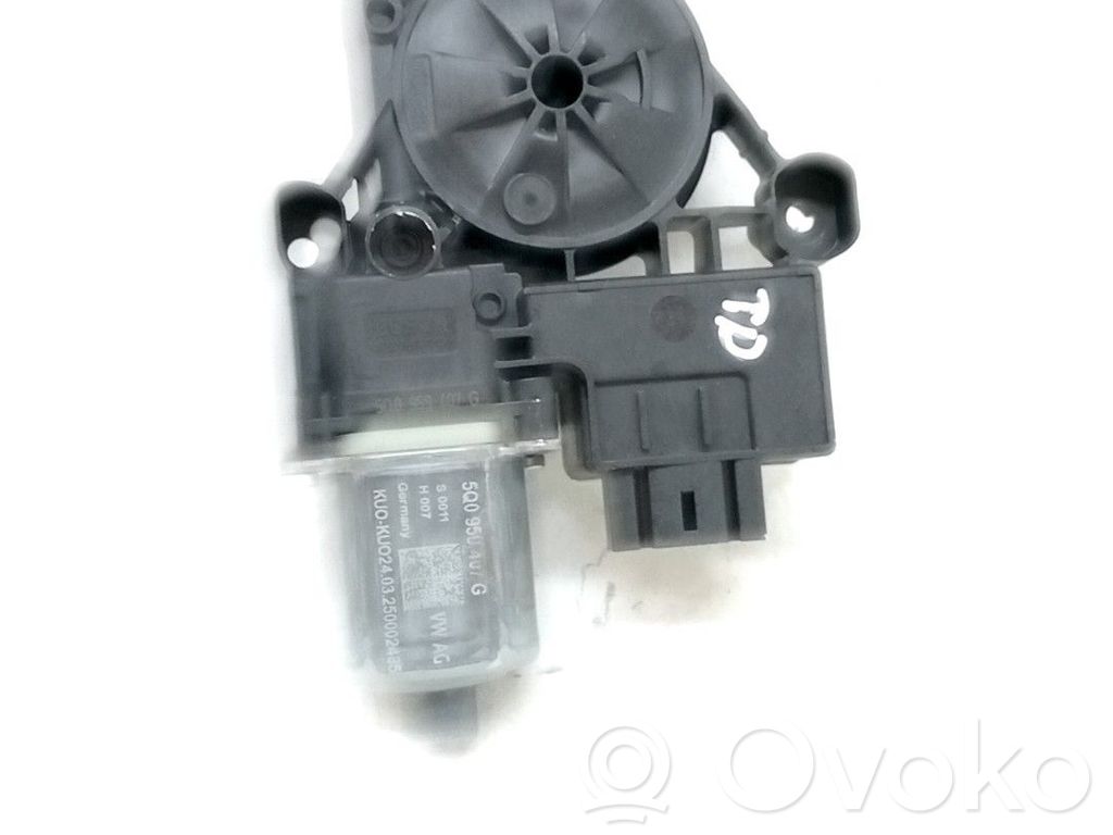 Volkswagen Golf VIII Motor macara geam ușă spate 