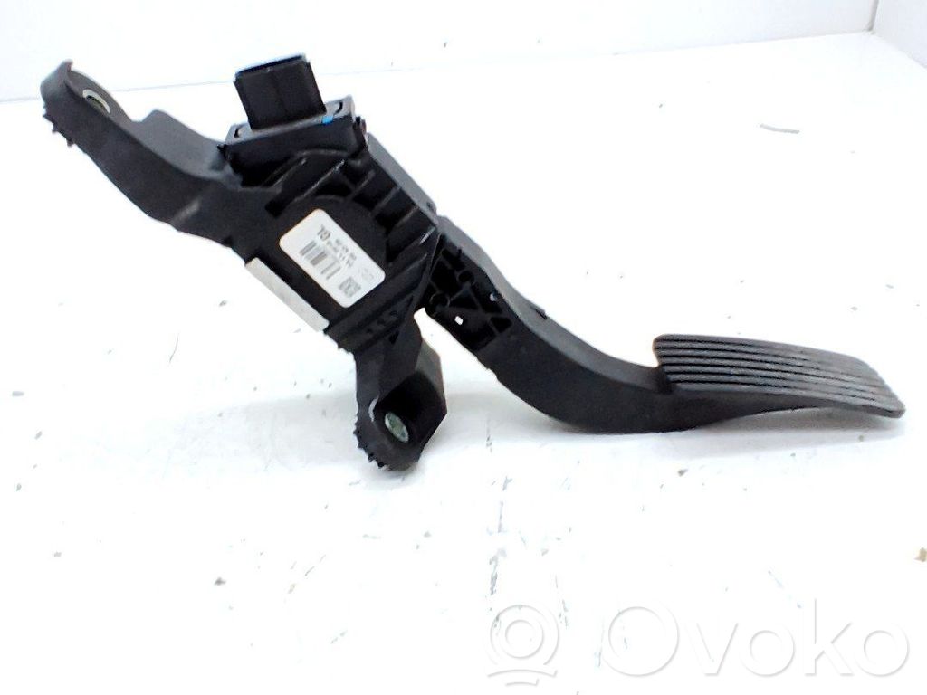 Gaspedal   32700G6100