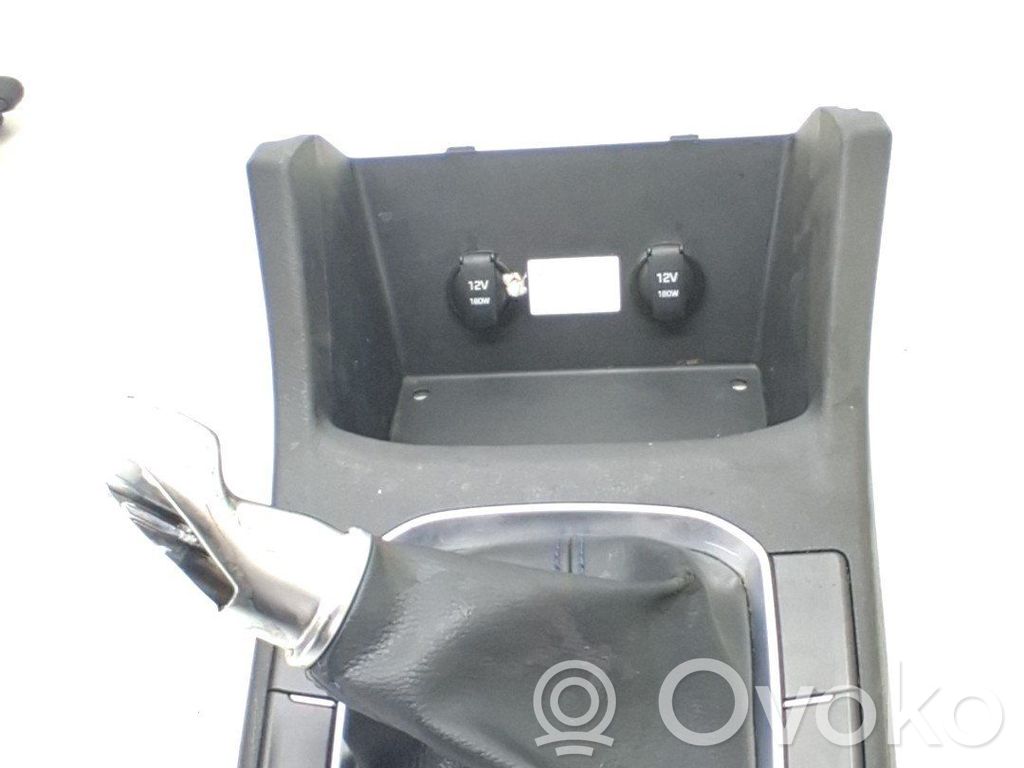 Moldura del panel   84650G4460TRY,84632G3000TTK