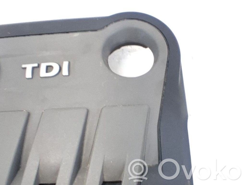 Cubierta del motor (embellecedor)   03L103925R