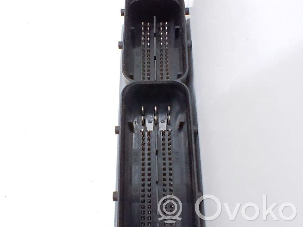 Volkswagen Polo V 6R Unidad de control/módulo ECU del motor 