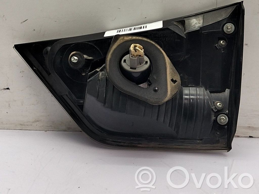 Mitsubishi Outlander Bec lampă spate 