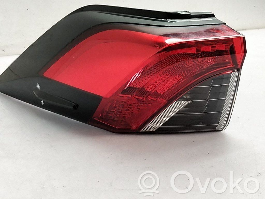 Toyota RAV 4 (XA40) Bec lampă spate 