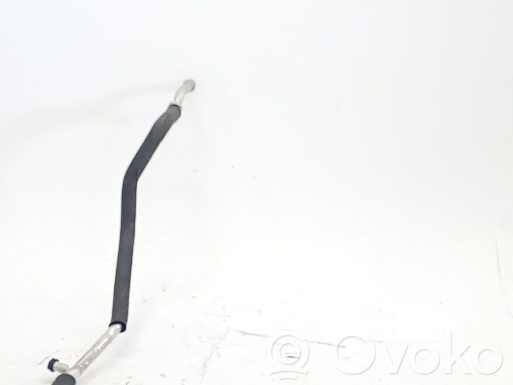 Manguito/racor flexible para A/C   8870776030