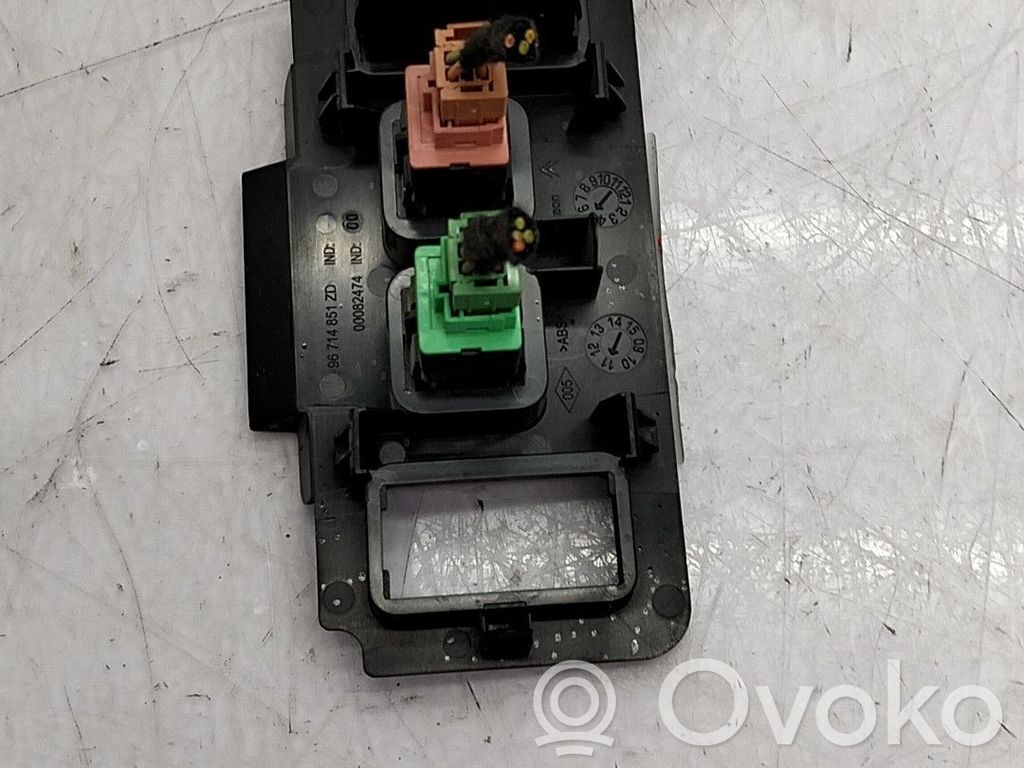 Interrupteur d’éclairage   8231SV,6490JR,6554C3