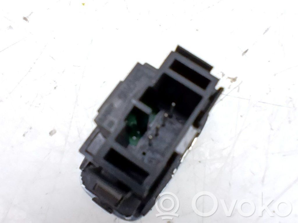 Volvo V40 Cross country Motor Start Stopp Schalter Druckknopf 