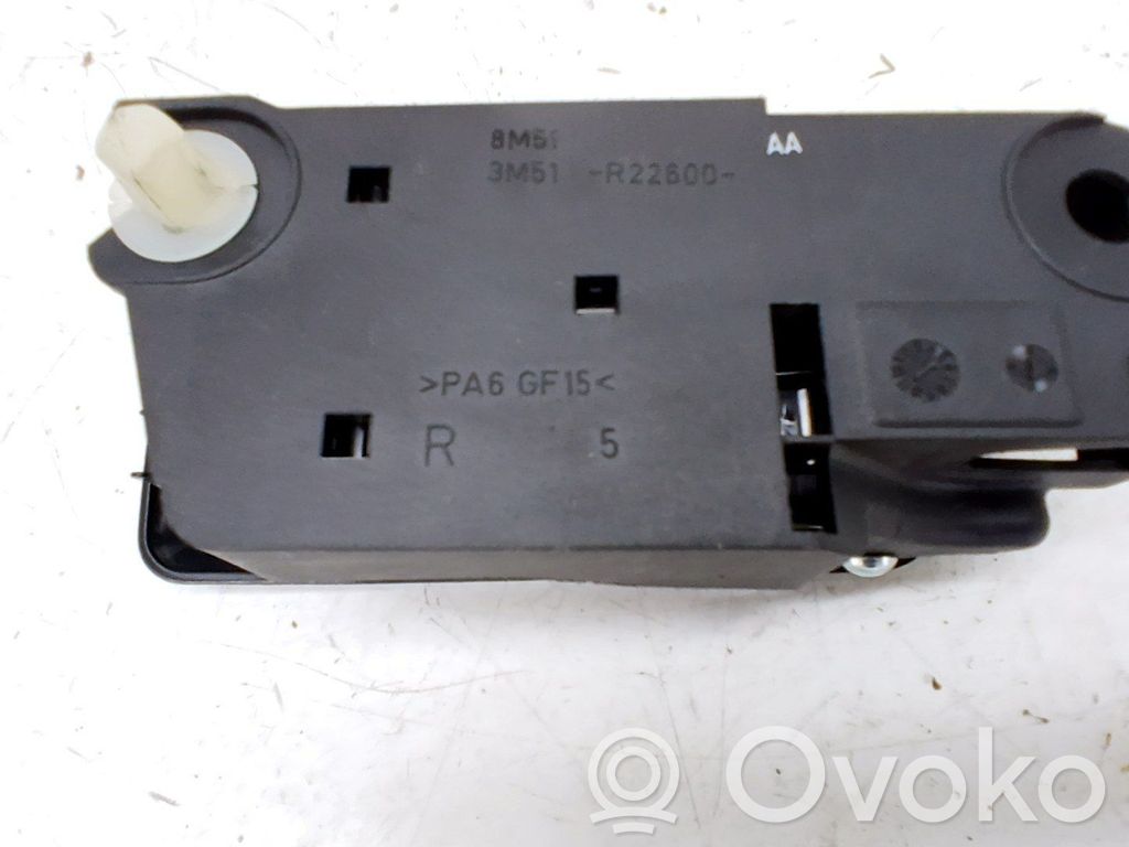 Manecilla interna puerta trasera   1501943,8M51R22601AA