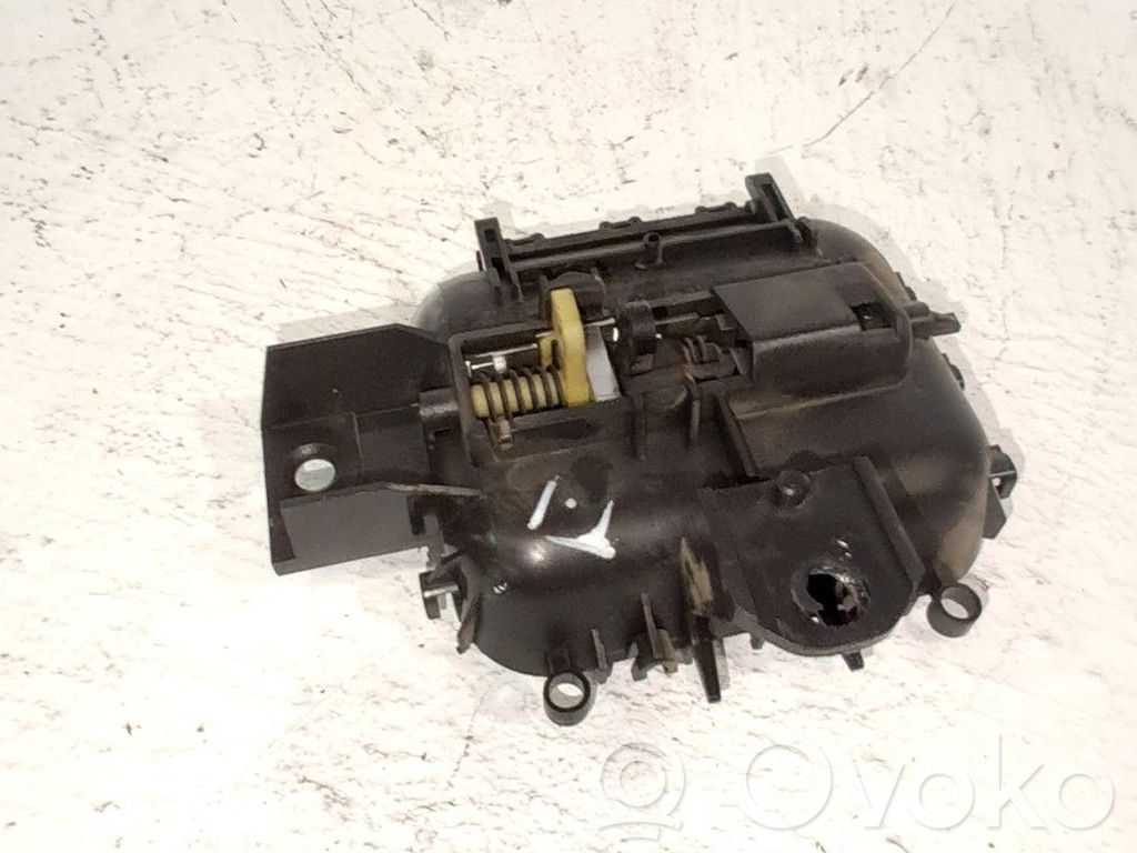 Manecilla interna puerta trasera   9143F7