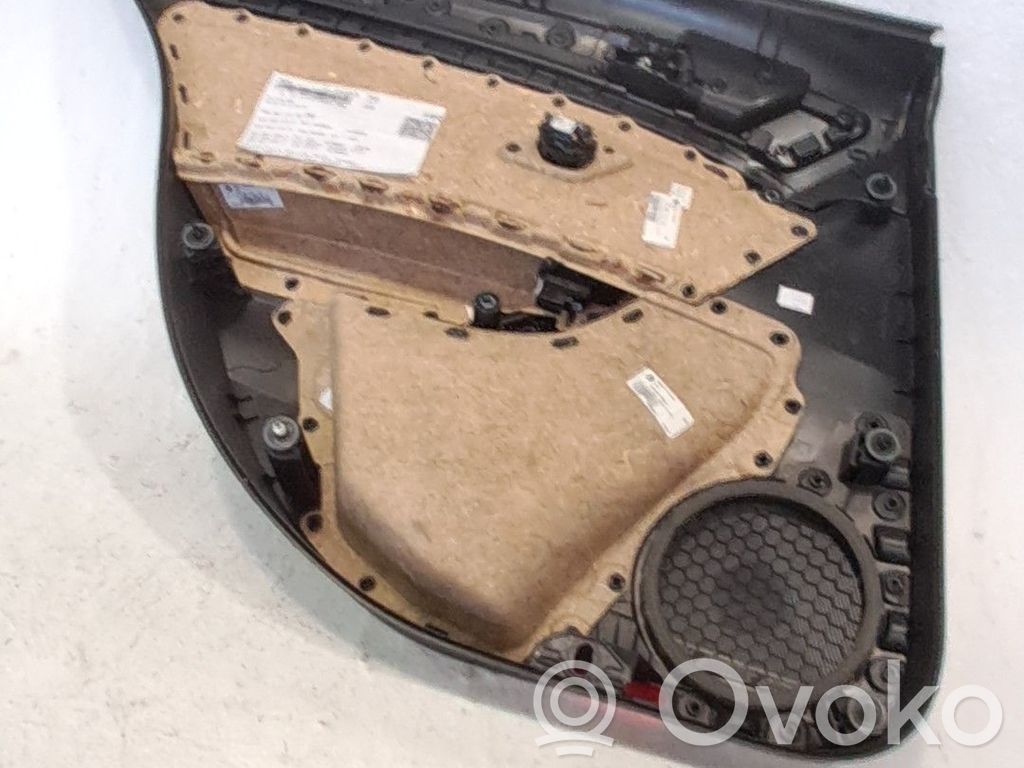 Volkswagen Golf VII Boczki / Poszycie drzwi tylnych 