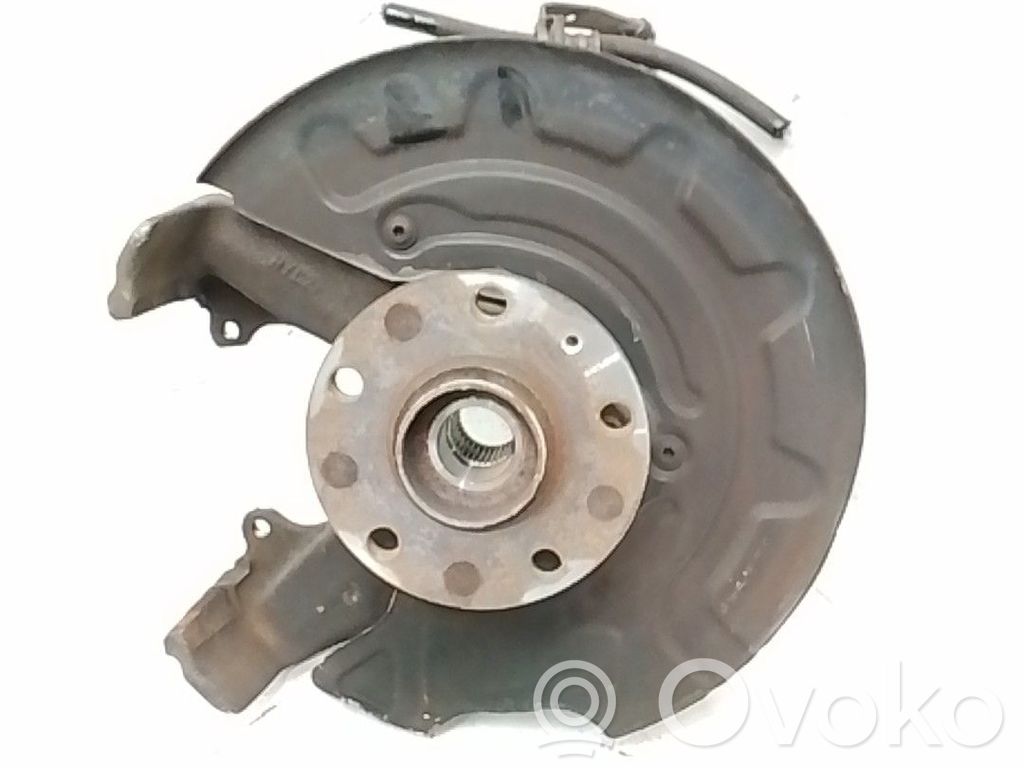 Mangueta de dirección de rueda delantera   5Q0407255P