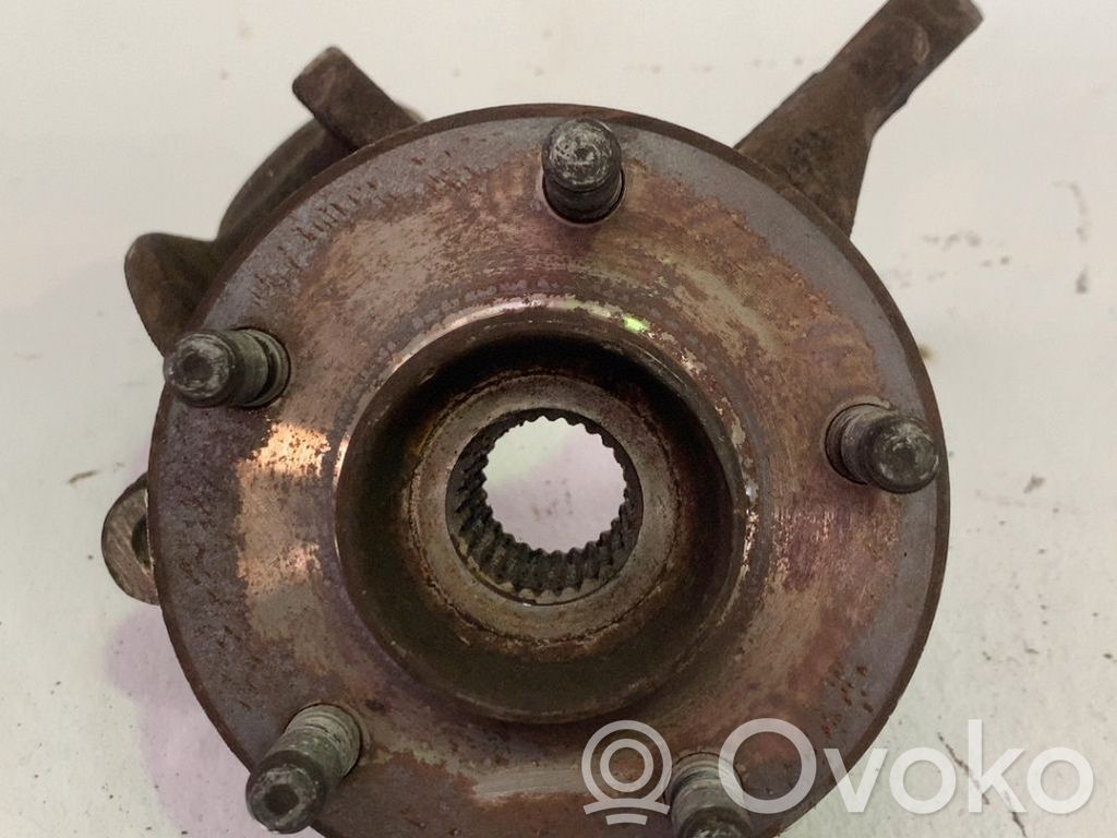 Ford Mondeo Mk III Zwrotnica koła przedniego 