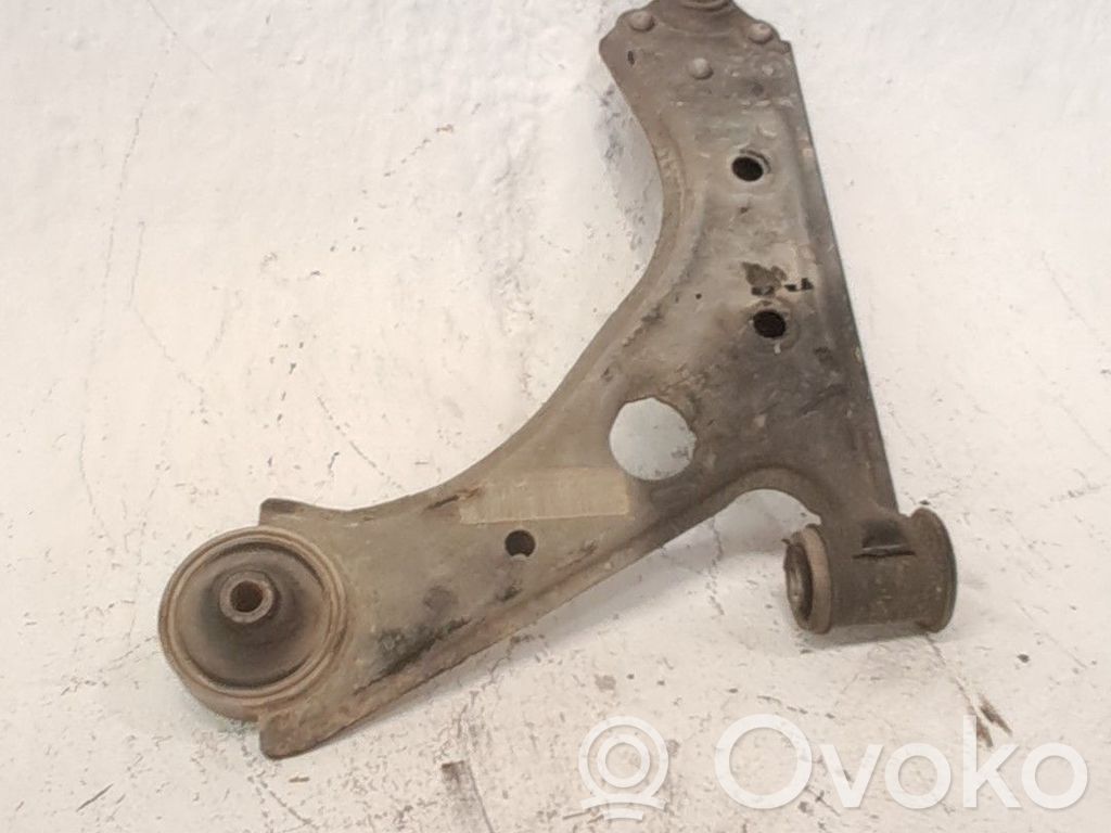 Opel Corsa D Braccio di controllo sospensione anteriore inferiore/braccio oscillante 