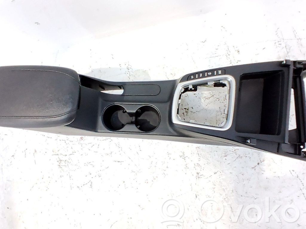 KIA Xceed Tunel środkowy 