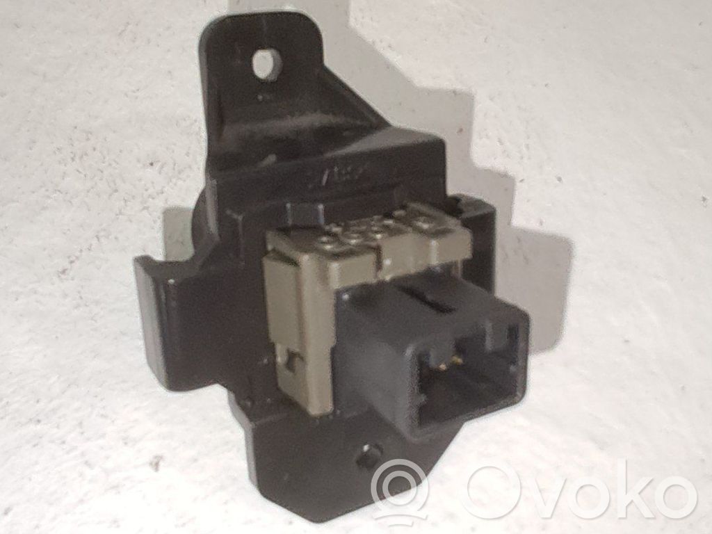 Otros interruptores/perillas/selectores   83201FG010JC