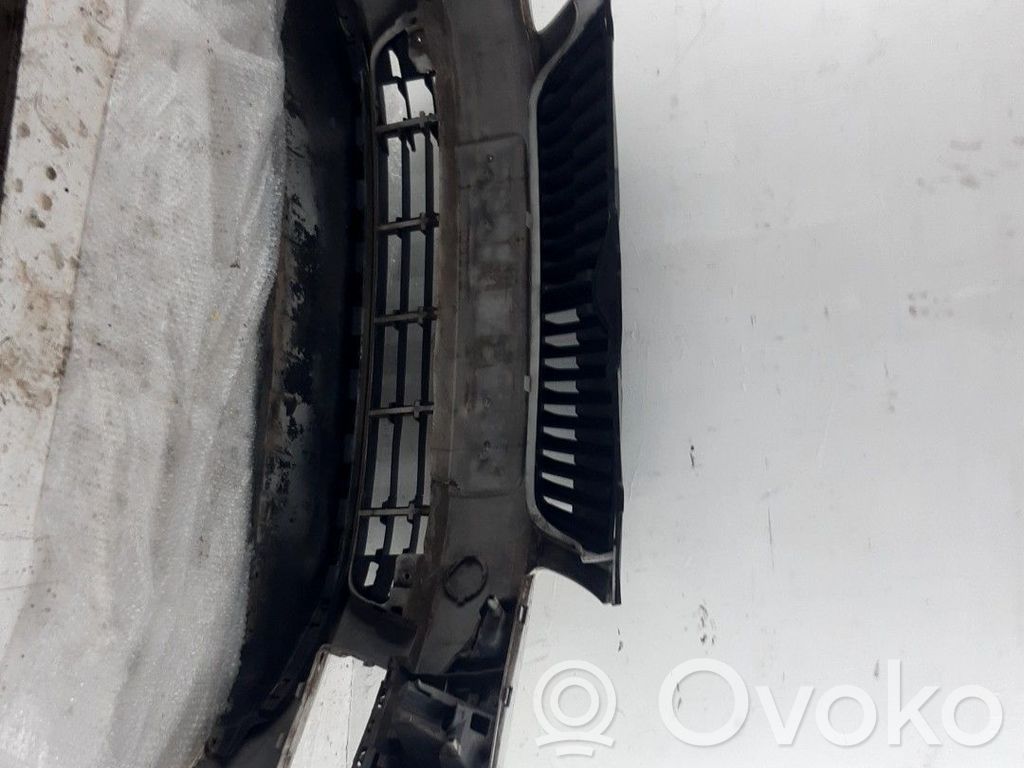 Skoda Fabia Mk2 (5J) Paraurti anteriore 