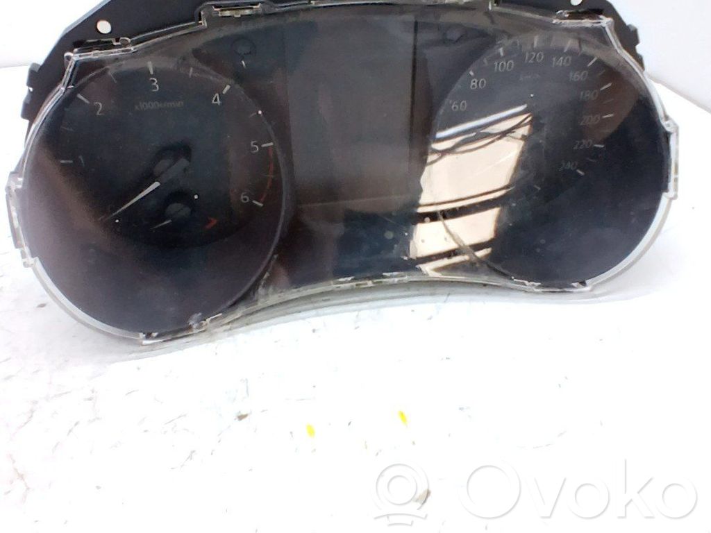 Nissan Qashqai Vitezometru (grup de instrumente) 