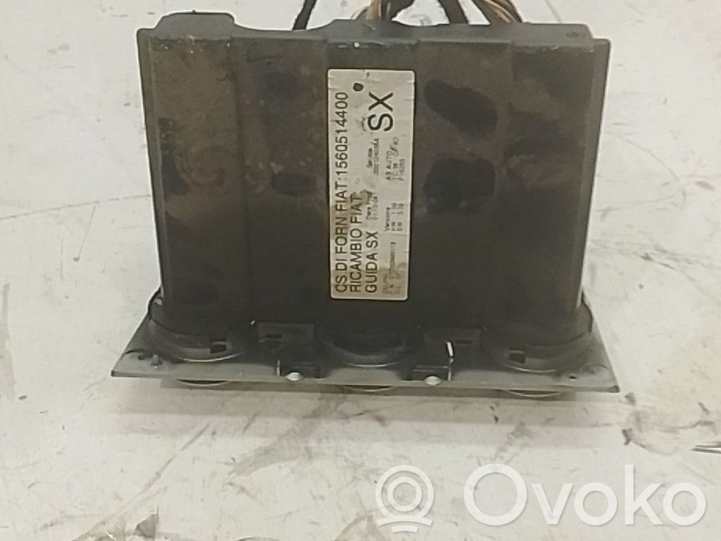 Schalter Warnblinkanlage   156051440,1560514400