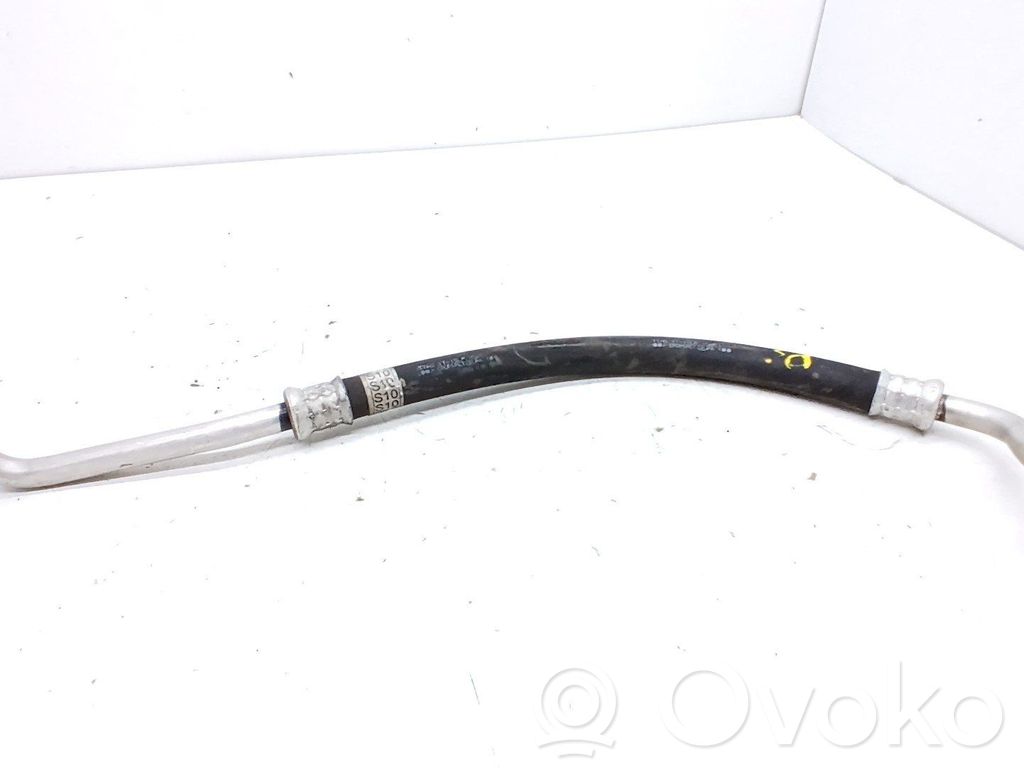 Toyota RAV 4 (XA30) Giunto/manicotto flessibile A/C