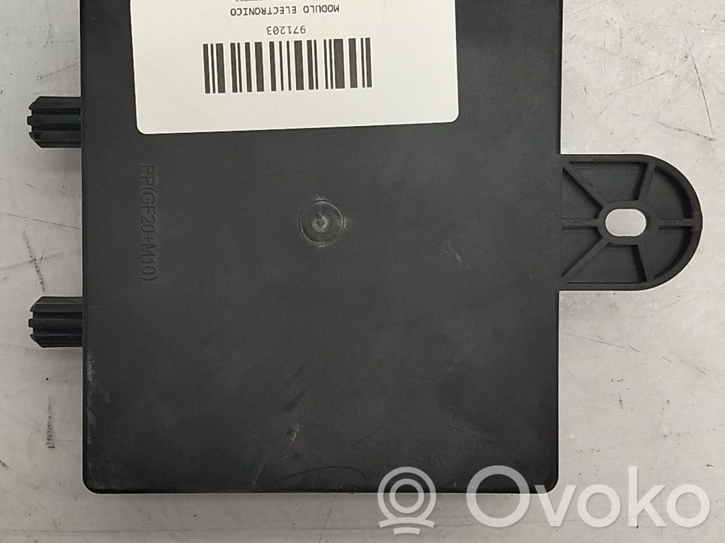 Modul de control caroserie central   231A09653R