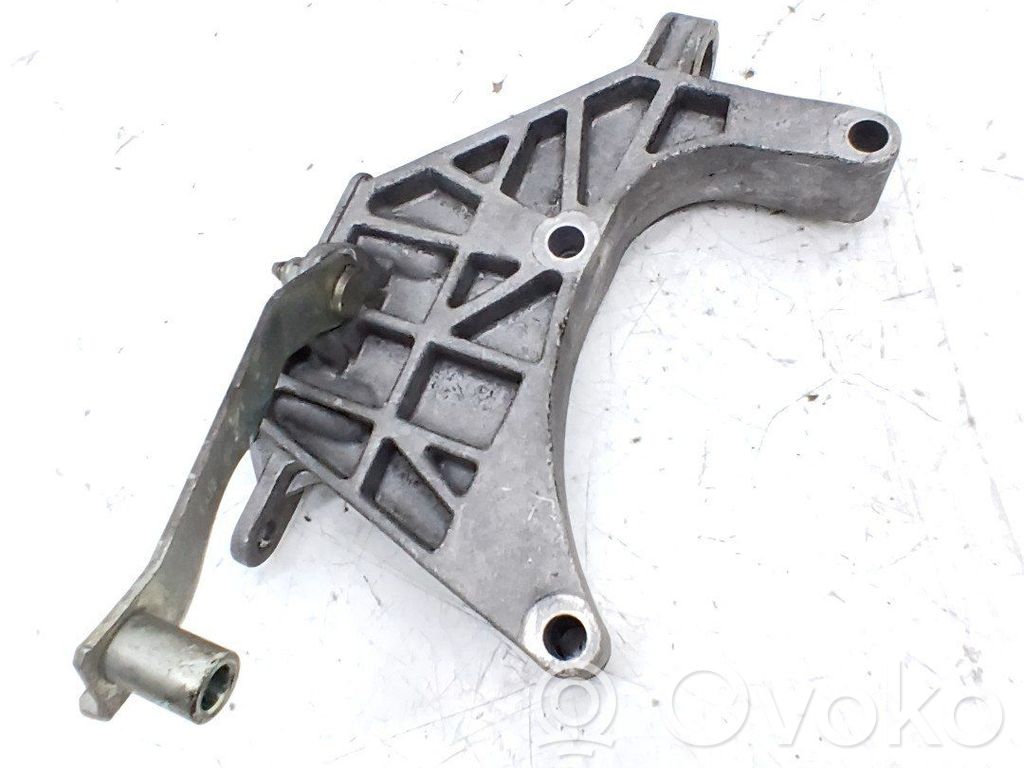 Fiat 500L Supporto della scatola del cambio 