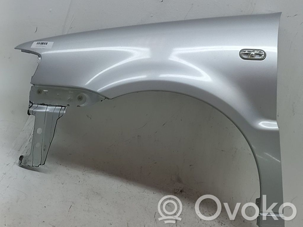 Volkswagen Polo III 6N 6N2 6NF Contur aripă față