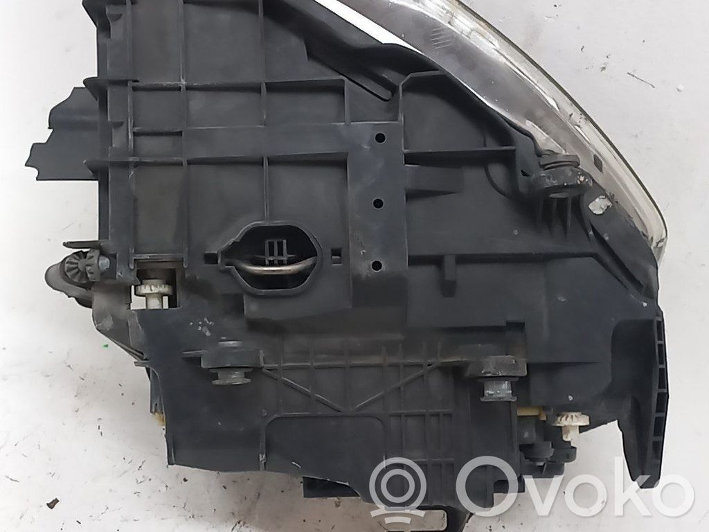 Scheinwerfer   7L6941017BN