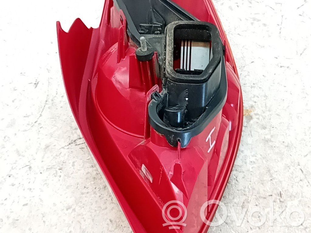 Peugeot 207 Takavalon polttimo 