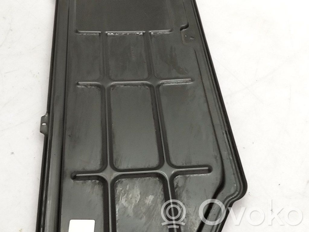 Couvercle cache moteur   A4516160005