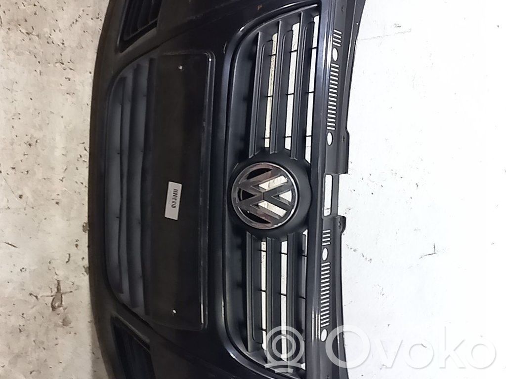 Volkswagen Polo Parachoques delantero