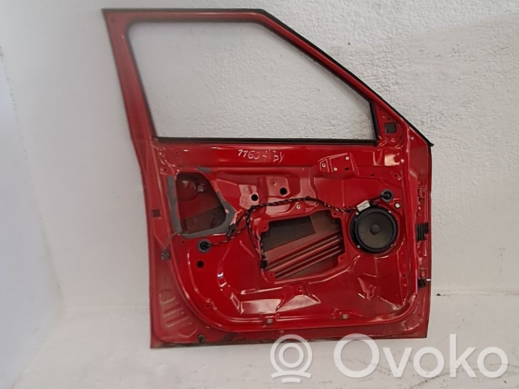 Puerta delantera   5J6831055