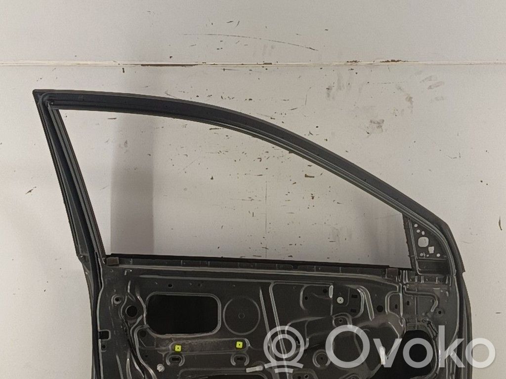 Toyota Corolla E120 E130 Ușă față