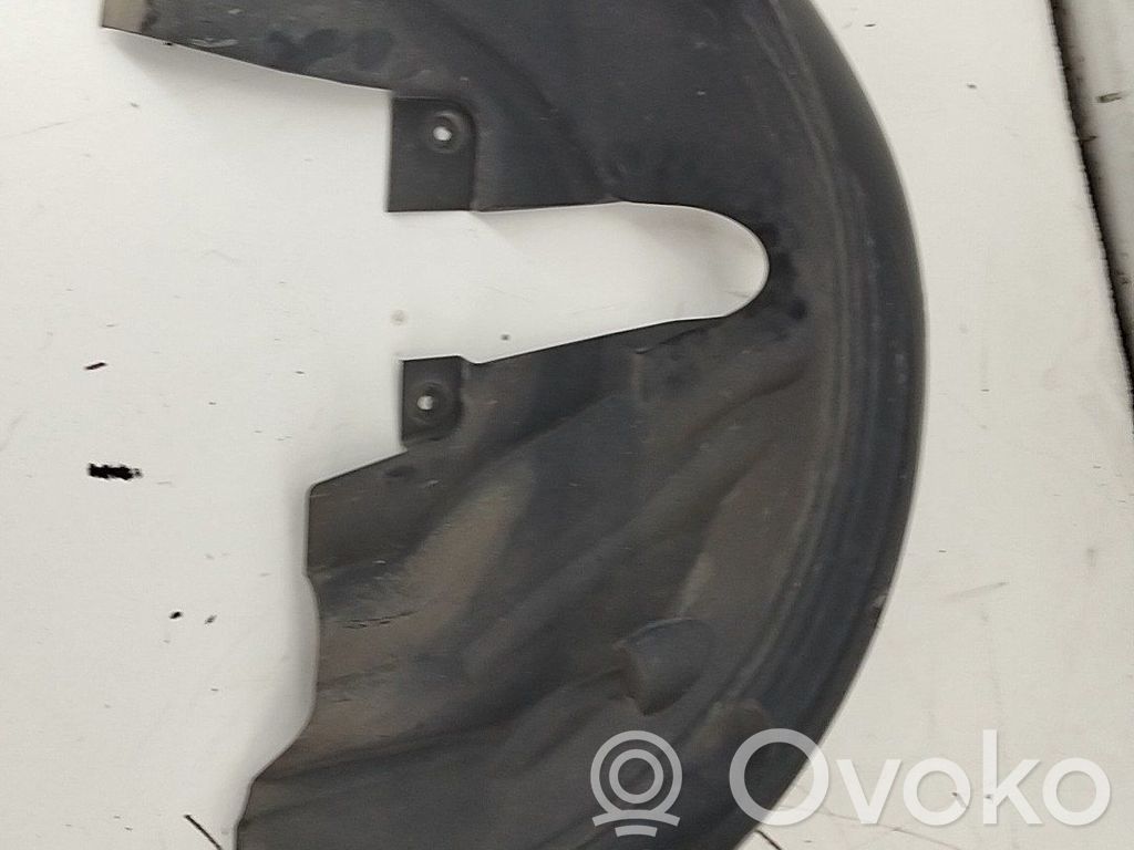 Renault Captur Rivestimento paraspruzzi parafango posteriore