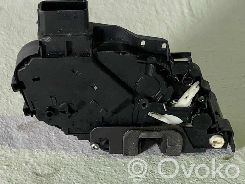 Land Rover Range Rover Evoque L538 Serratura portiera posteriore 