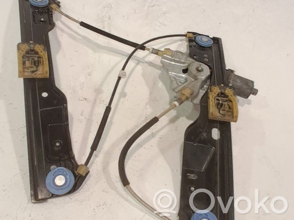 Opel Astra J Alzacristalli elettrico della portiera anteriore