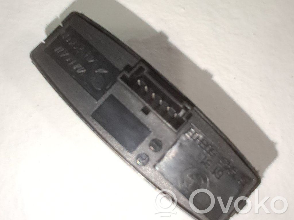 Schalter Warnblinkanlage   61319196712