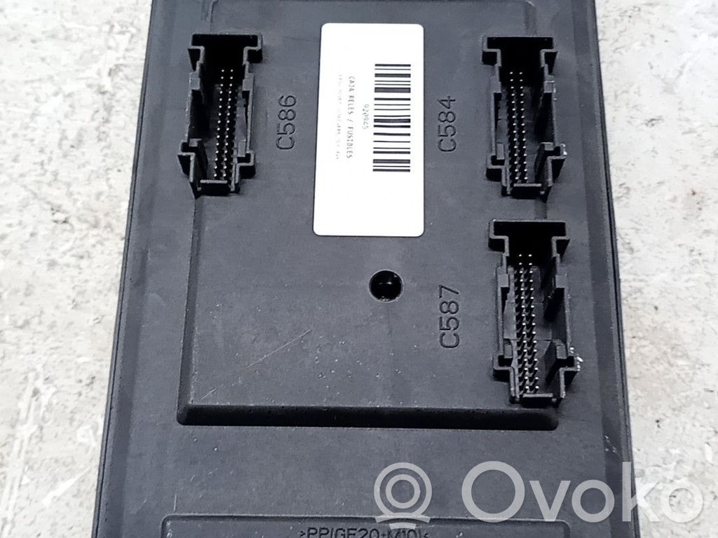 Land Rover Discovery 4 - LR4 Modulo fusibile 