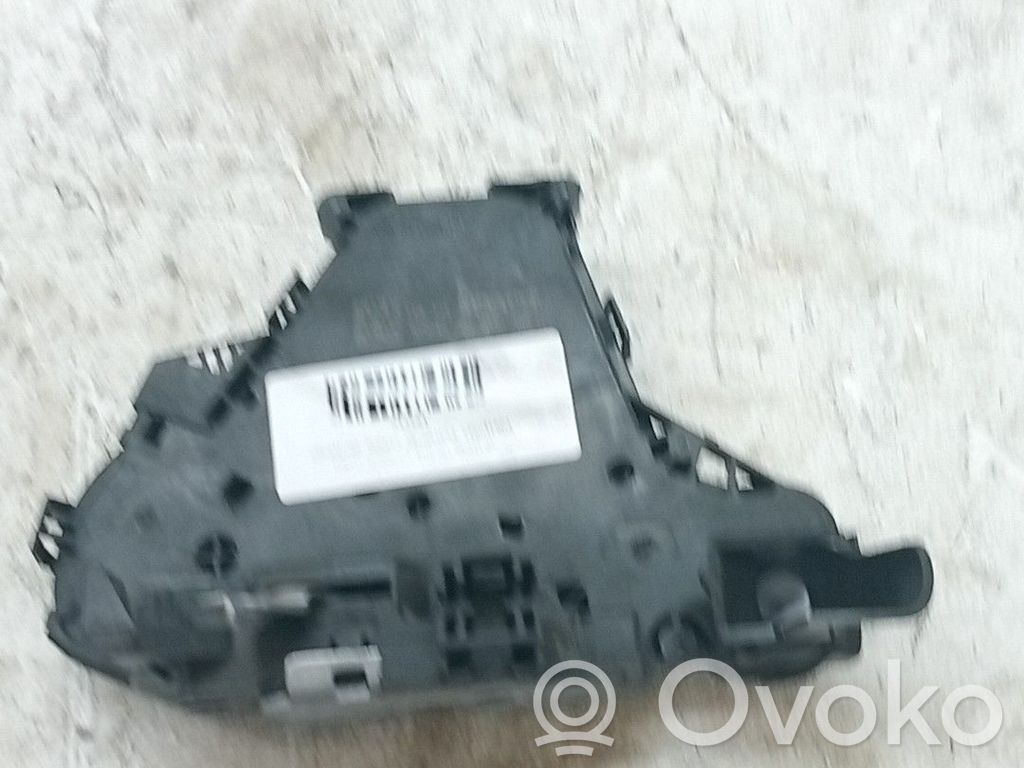 Renault Kangoo II Serratura portiera anteriore 