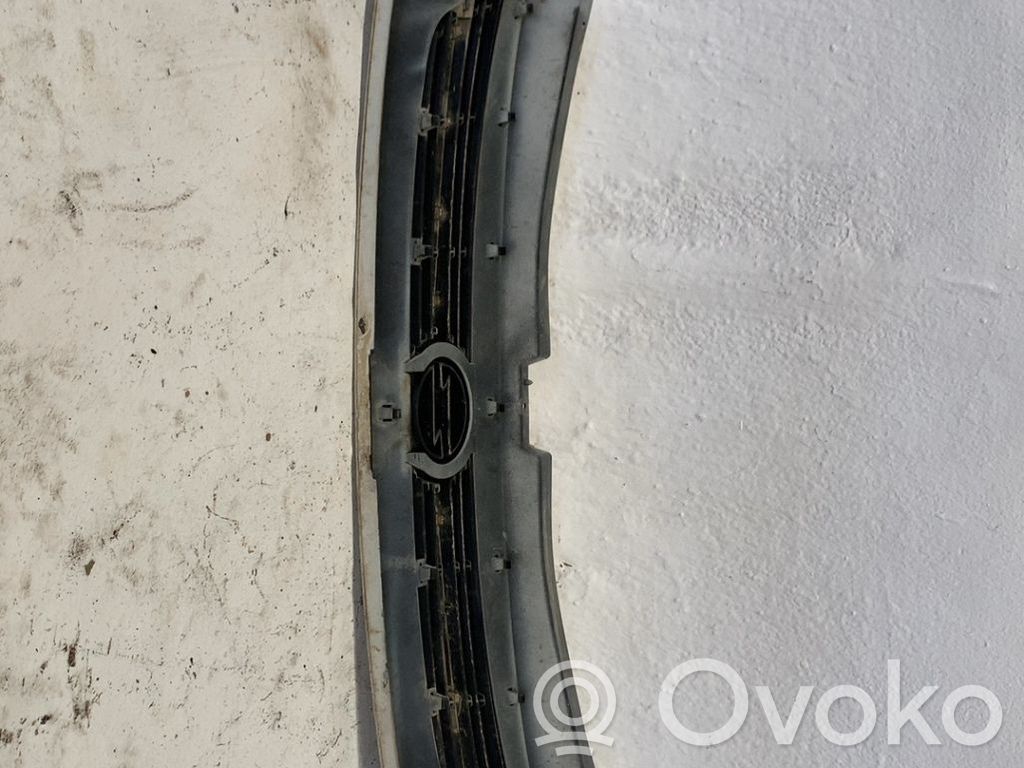 Grilă față   93160178