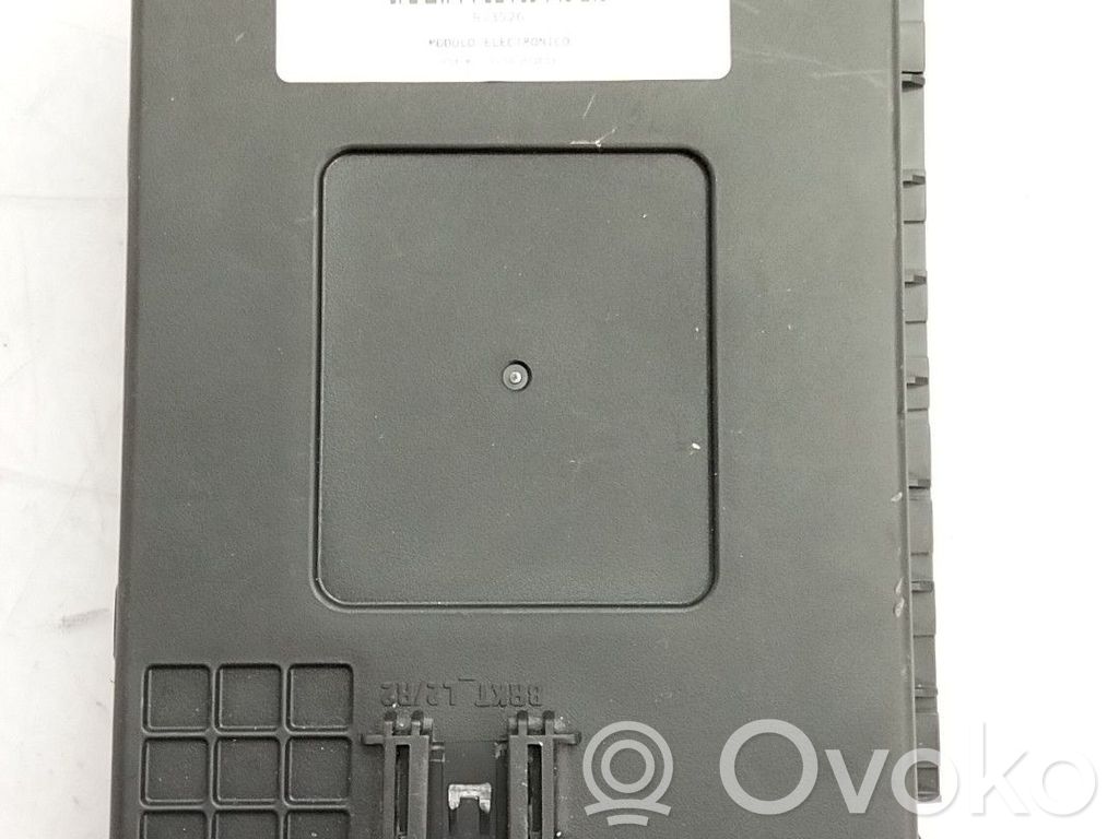 KIA Rio Unidad de control/módulo de carrocería central 